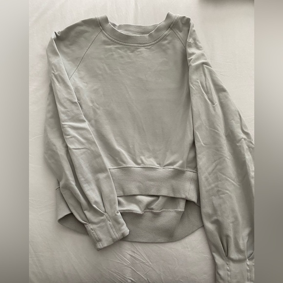 SOLD Lululemon crewneck - Picture 4 of 4